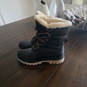 Cougar Black and Cream Winter Boots with Rugged Sole